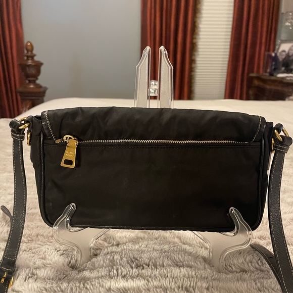 ✨PRADA Flap-bag Nylon/ Leather Strap Crossbody - Picture 2 of 10